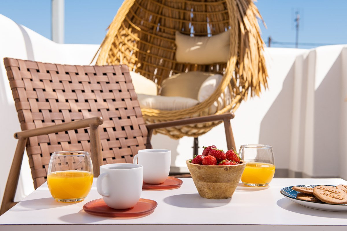 Outdoor breakfast table of One-Bedroom Flat